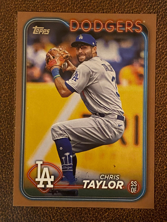 Chris Taylor - 2024 Topps Series 1 - Gold /2024 - Dodgers