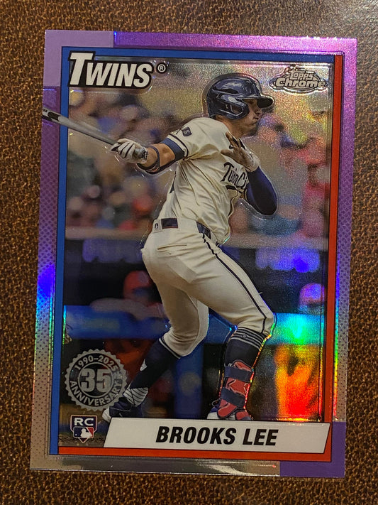 Brooks Lee - 2025 Topps Chrome - 1990 Insert - Twins