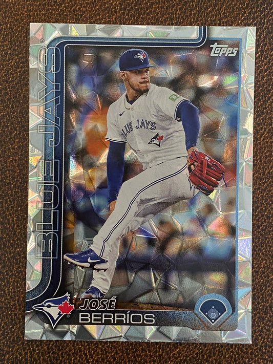 Jose Berrios - 2025 Topps Series 1 - Diamante - Blue Jays