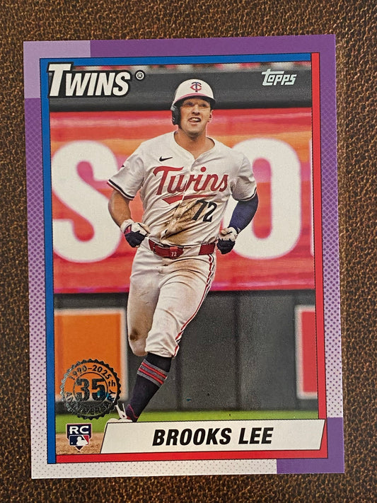 Brooks Lee - 2025 Topps Series 1 - 1990 Insert - Twins