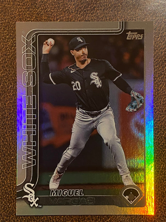 Miguel Vargas - 2025 Topps Series 1 - Rainbow Foil - White Sox