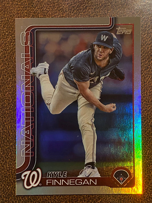 Kyle Finnegan - 2025 Topps Series 1 - Rainbow Foil - Nationals