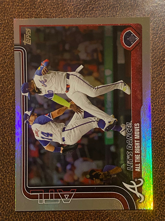 Atlanta Braves - 2025 Topps Series 1 - Rainbow Foil - Braves