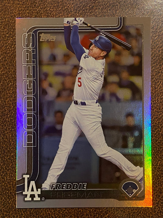 Freddie Freeman - 2025 Topps Series 1 - Rainbow Foil - Dodgers