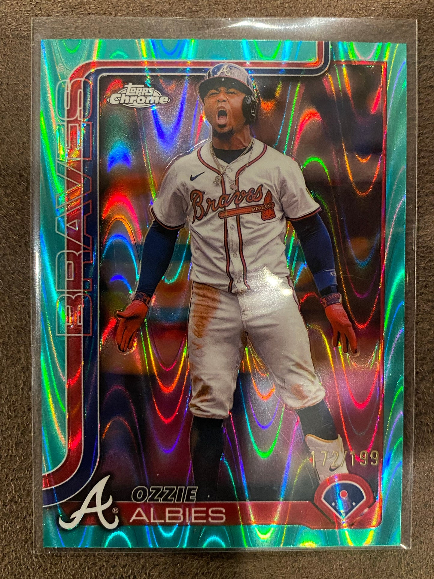 Ozzie Albies - 2025 Topps Chrome - Aqua Raywave /199 - Braves