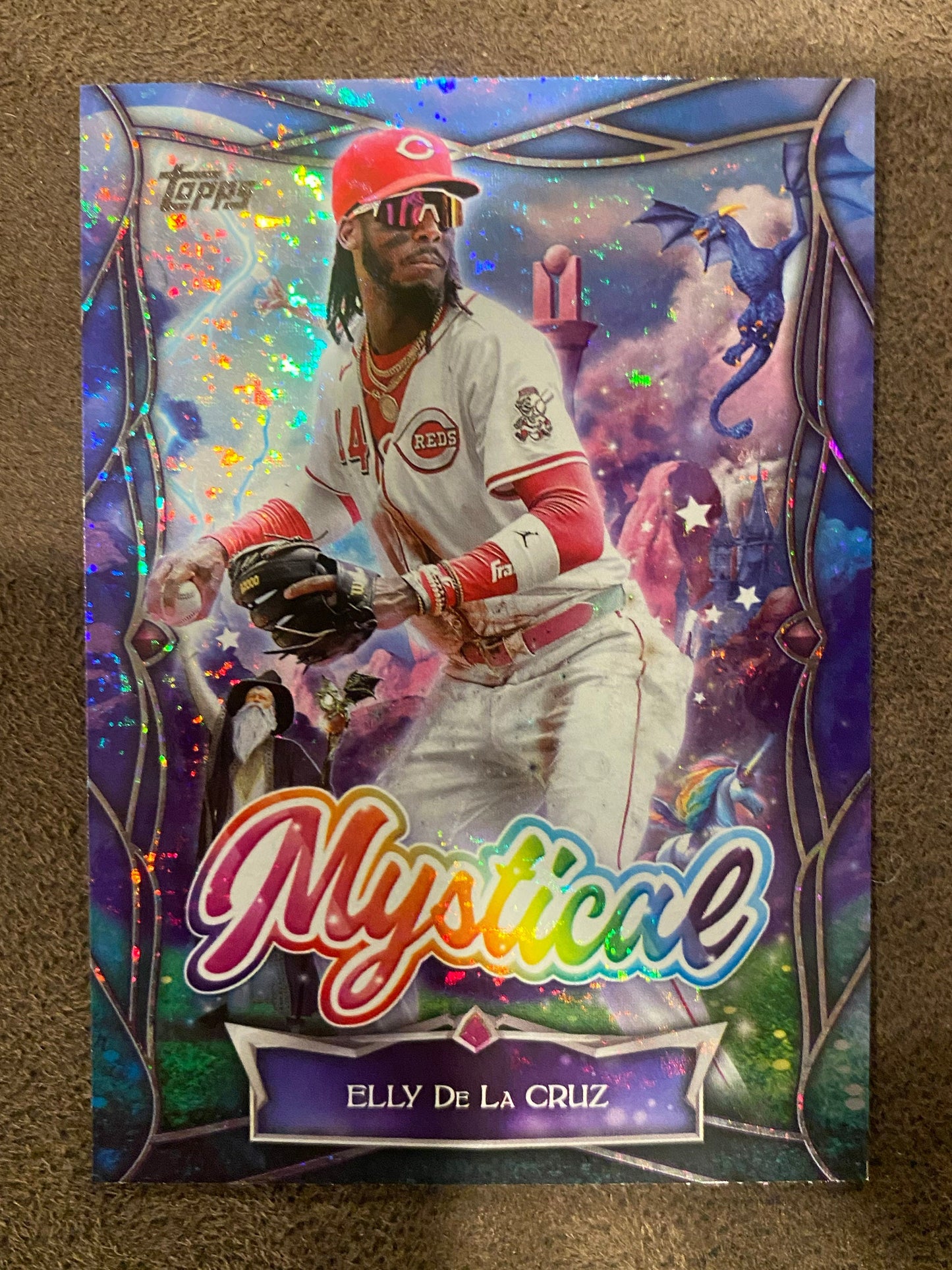 Elly De La Cruz - 2025 Topps Update - Mystical Insert - Reds
