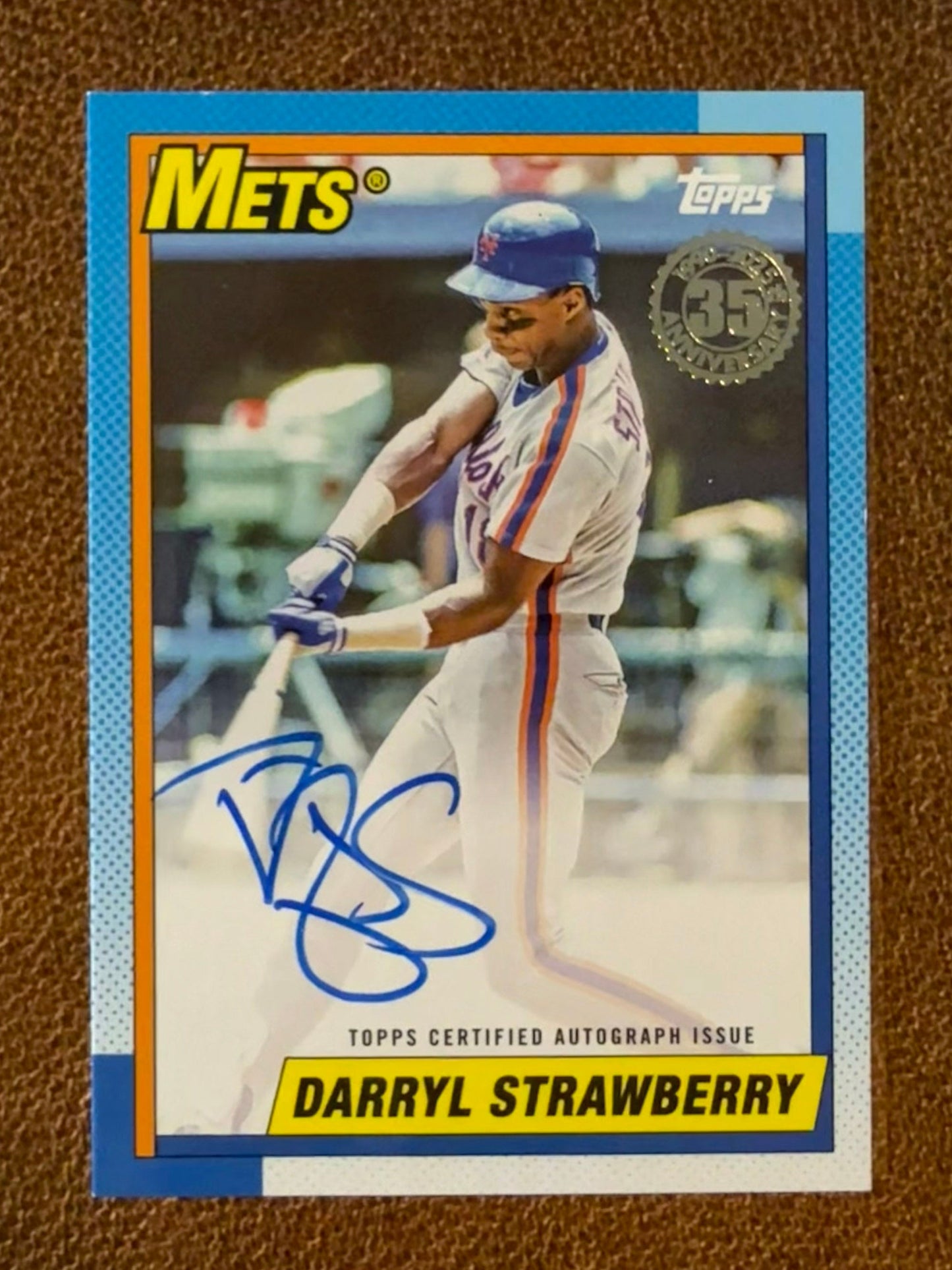 Darryl Strawberry - 2025 Topps Series 1 - 1990 Insert AUTO (top left edge white mark) - Mets