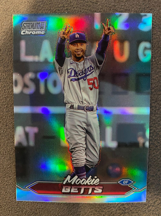 Mookie Betts -  2024 Topps Stadium Club - Refractor - Dodgers