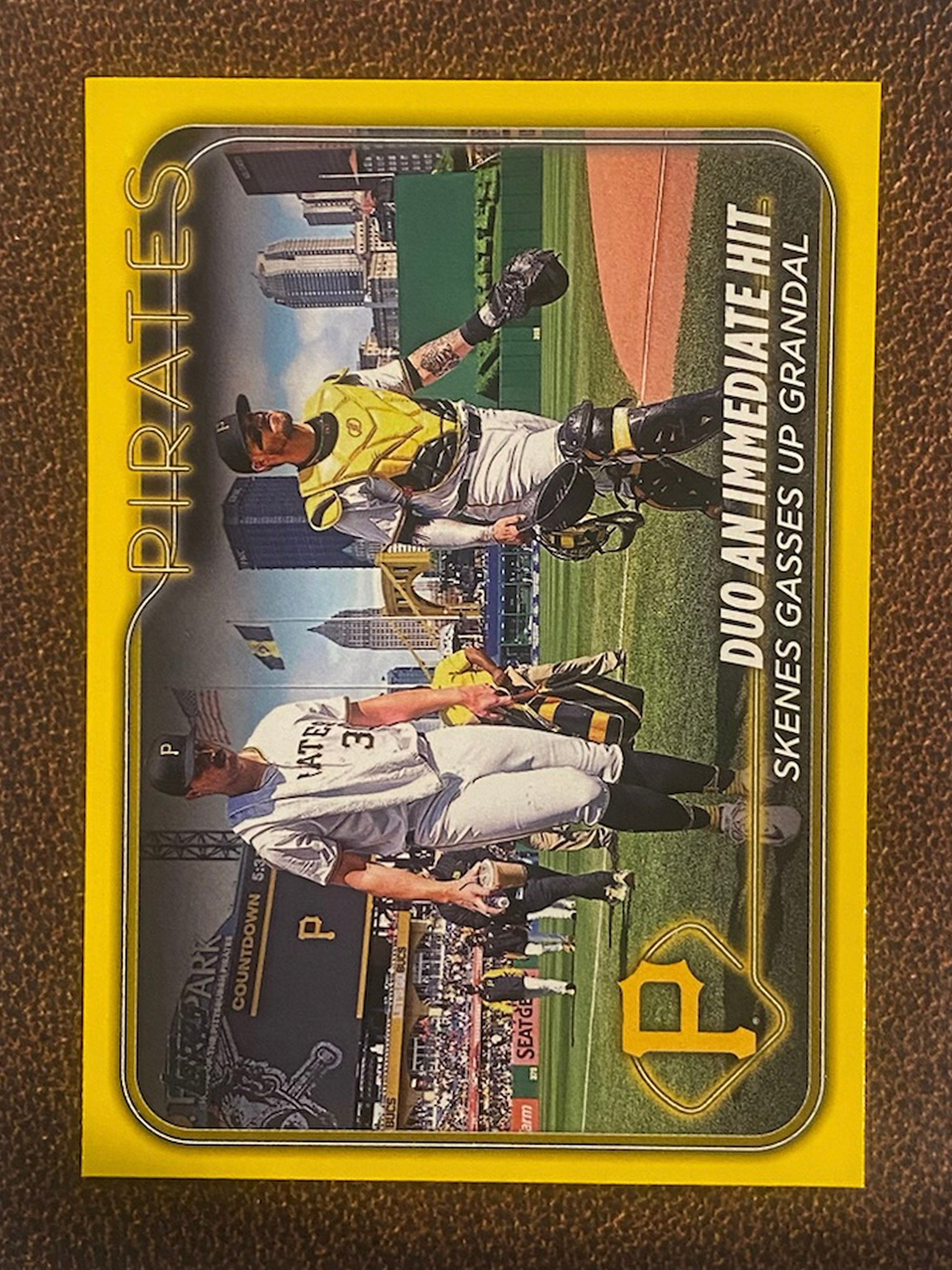 Paul Skenes / Yasmani Grandal 2024 Topps Update Yellow Pirates