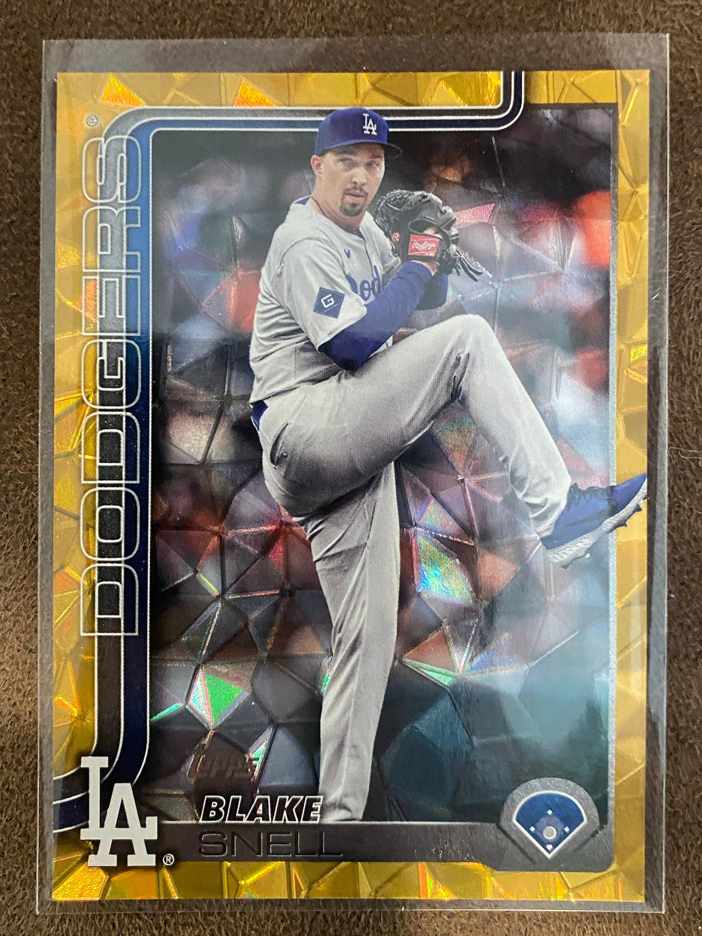 Blake Snell - 2025 Topps Series 2 - GOLD diamante - Dodgers