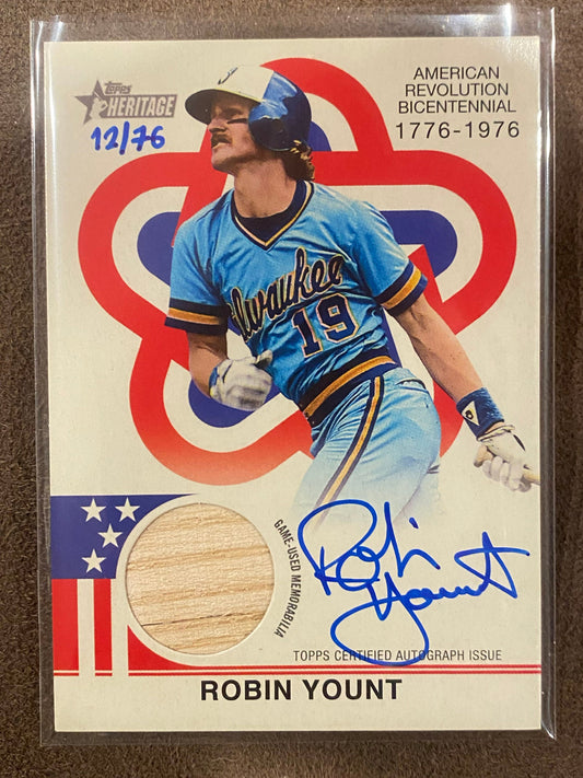 Robin Yount - 2025 Topps Heritage High Number - Bicentennial Relic AUTO /76 - Brewers