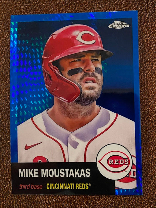 Mike Moustakas - 2022 Topps Chrome Platinum Anniversary - Blue Prism - Reds