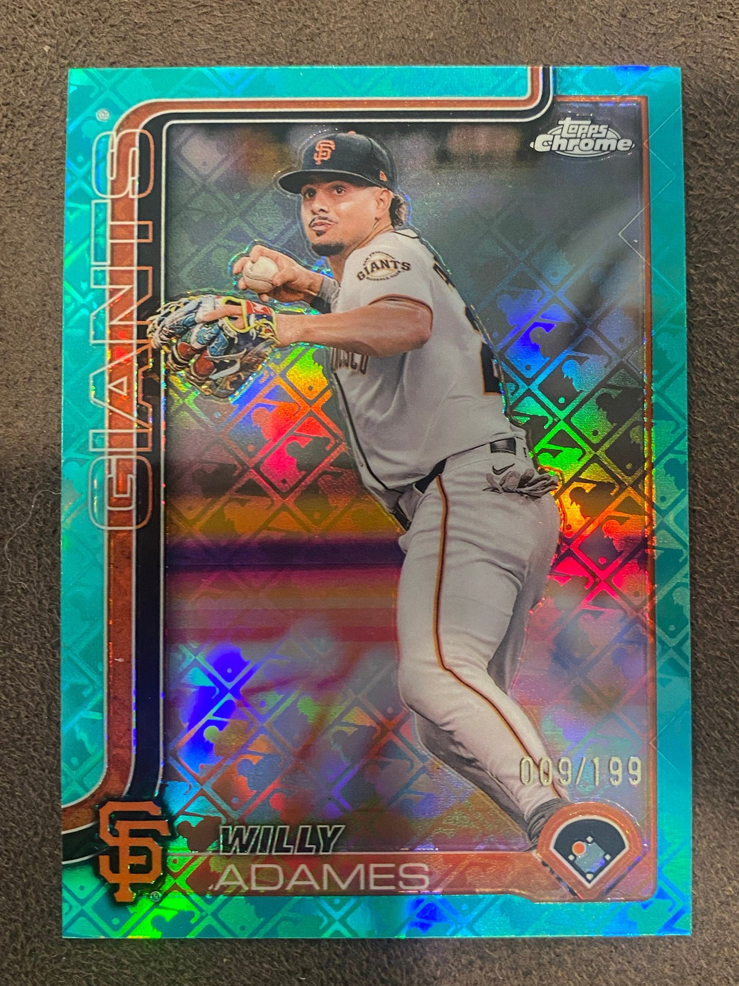 Willy Adames - 2025 Topps Chrome - Aqua Logofractor /199 - Giants