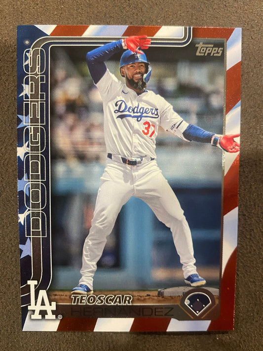 Teoscar Hernandez - 2025 Topps Series 1 - Independence Day /76 - Dodgers
