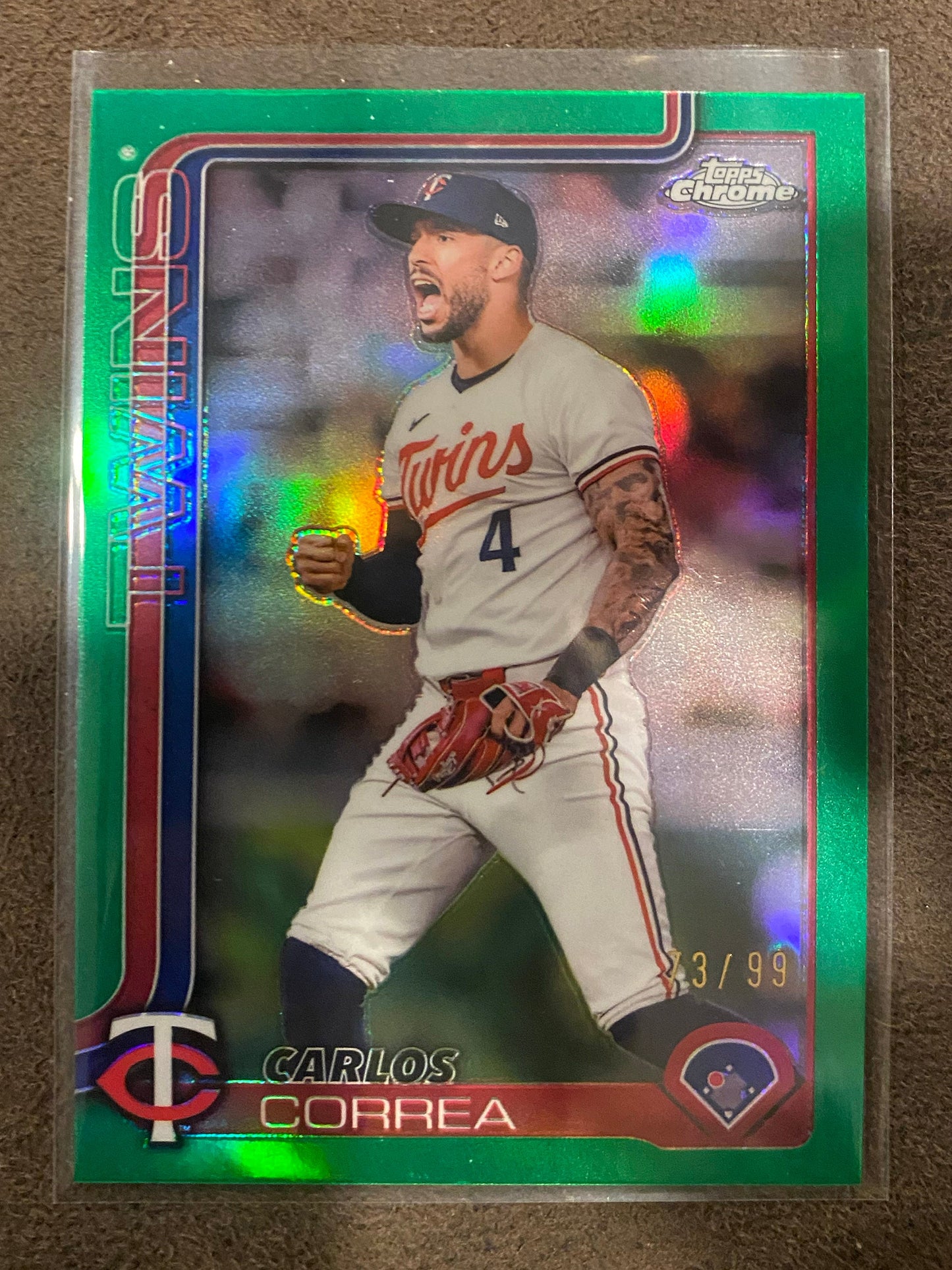 Carlos Correa - 2025 Topps Chrome - GREEN Refractor /99 - Twins