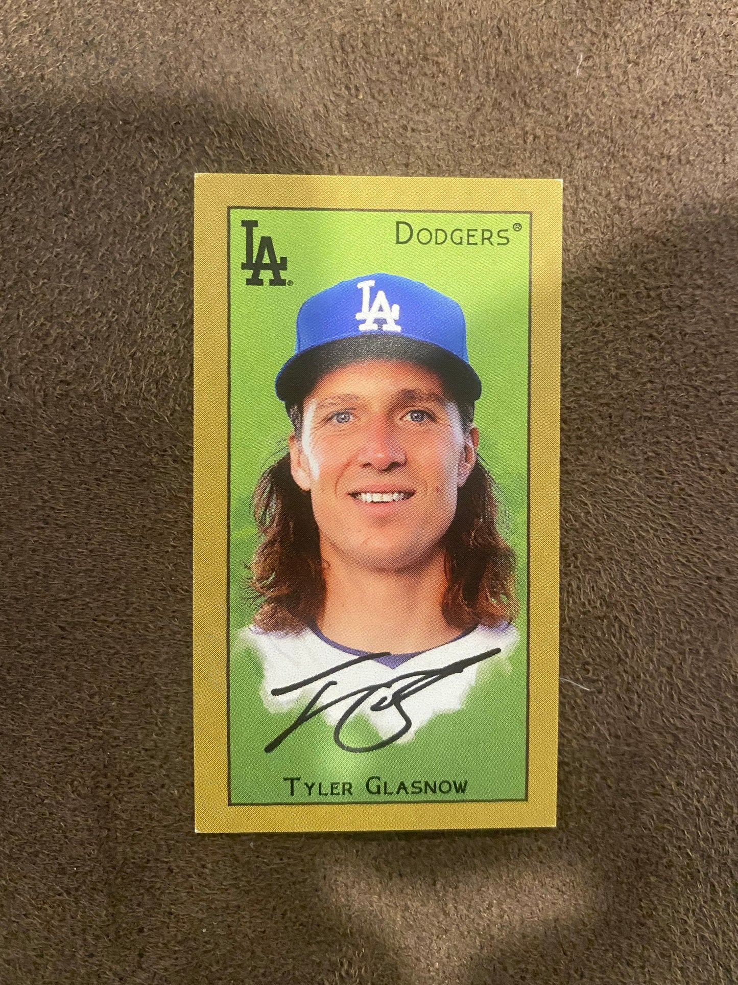 Tyler Glasnow - 2025 Topps T205 Mini - Polar Bear Back (**Corner Whiting**) - Dodgers