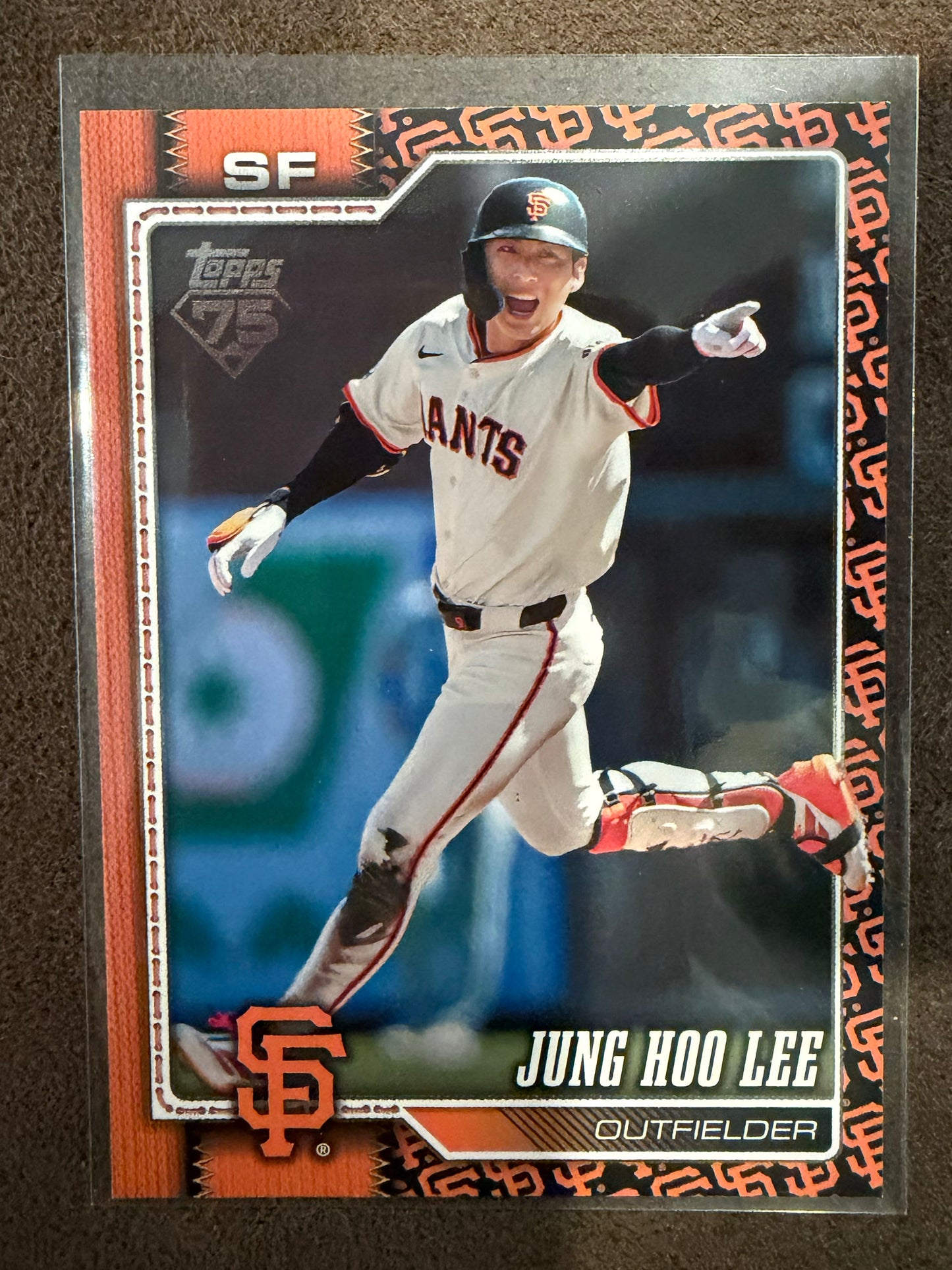 Jung Hoo Lee - 2026 Topps Series 2 - Team Border SSP - Giants