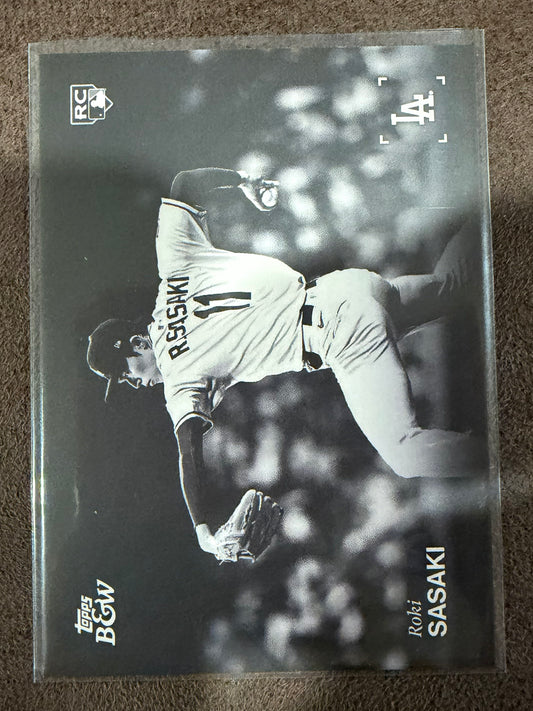 Roki Sasaki - 2025 Topps Black & White - Rookie Image Variation - Dodgers