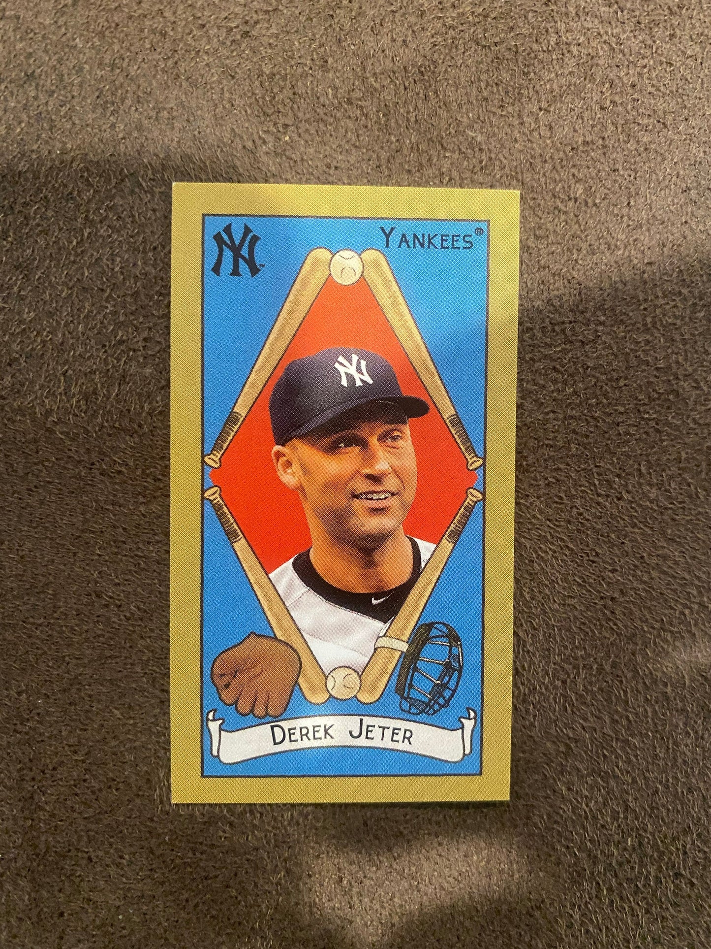 Derek Jeter - 2025 Topps T205 Mini - Sovereign Back (**Corner Whiting**) - Yankees