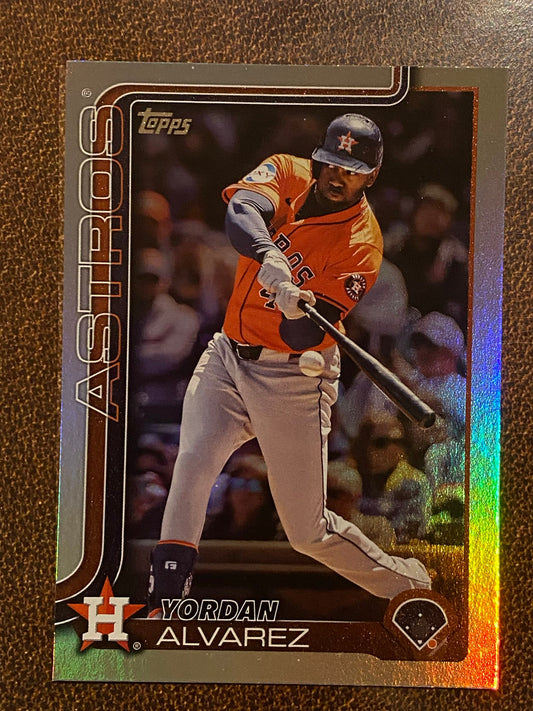 Yordan Alvarez - 2025 Topps Series 1 - Rainbow Foil - Astros