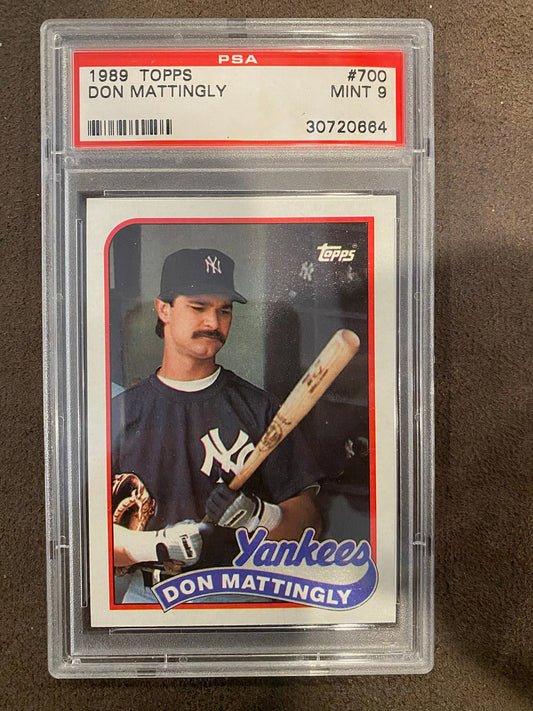 Don Mattingly - 1989 Topps - #700 (PSA 9) - Yankees