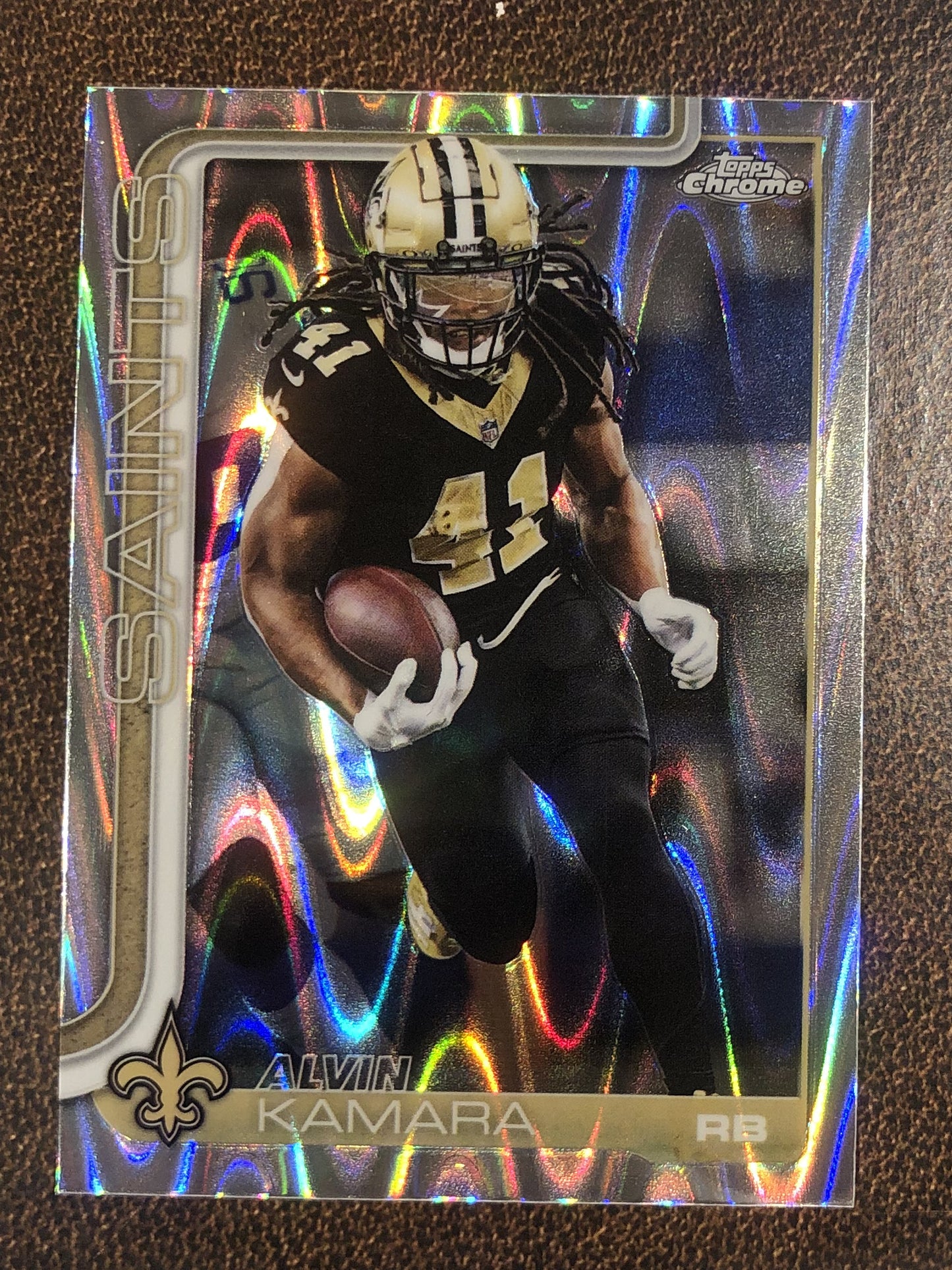 Alvin Kamara - 2025 Topps Chrome - Raywave Refractor - Saints