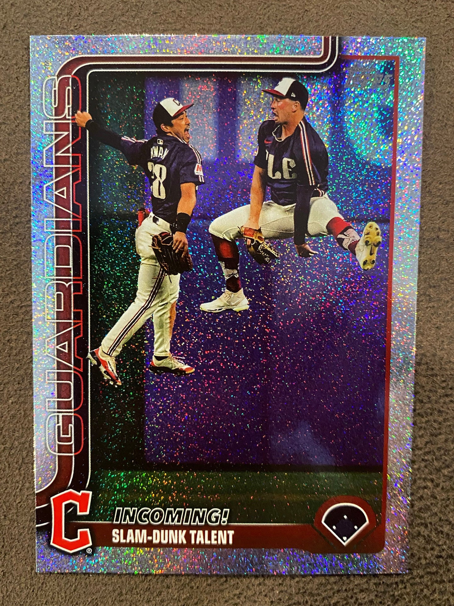 Steven Kwan - 2025 Topps Series 1 - Sand Glitter Parallel (Slam-Dunk) - Guardians