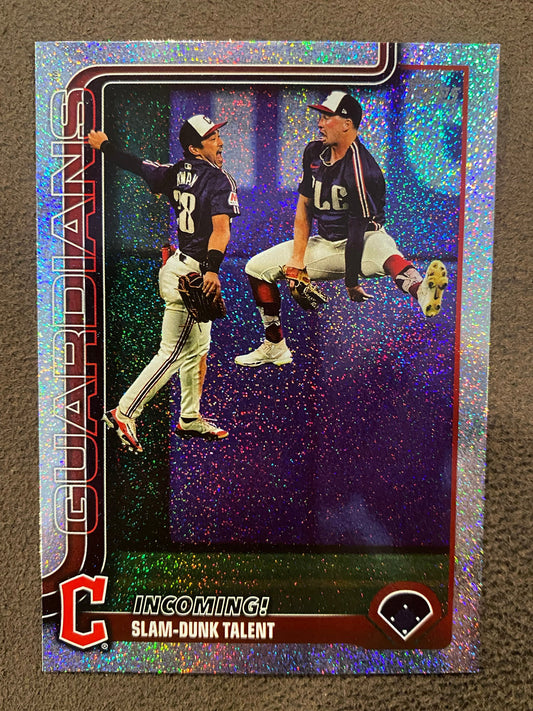 Steven Kwan - 2025 Topps Series 1 - Sand Glitter Parallel (Slam-Dunk) - Guardians