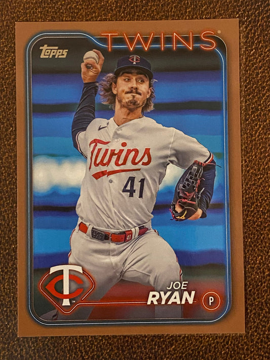 Joe Ryan - 2024 Topps Series 1 - Gold /2024 - Twins