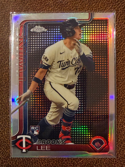 Brooks Lee - 2025 Topps Chrome - Logo Lightboard SSP - Twins