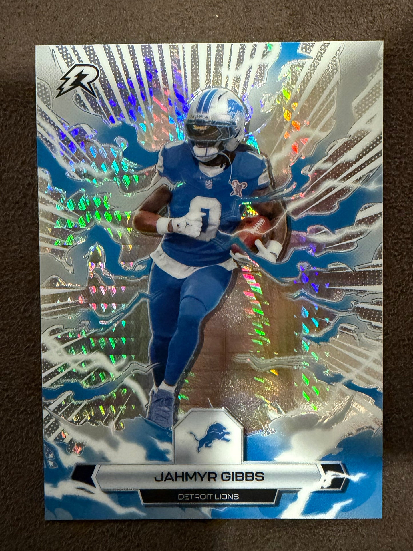 Jahmyr Gibbs - 2026 Topps Resurgence - Prism Refractor - Lions