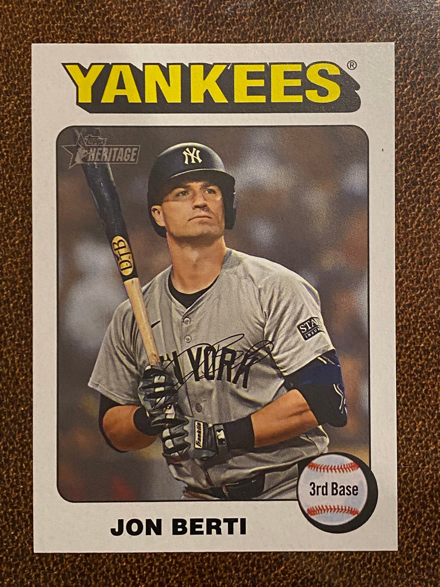 Jon Berti - 2024 Topps Heritage High Number - White Border - Yankees
