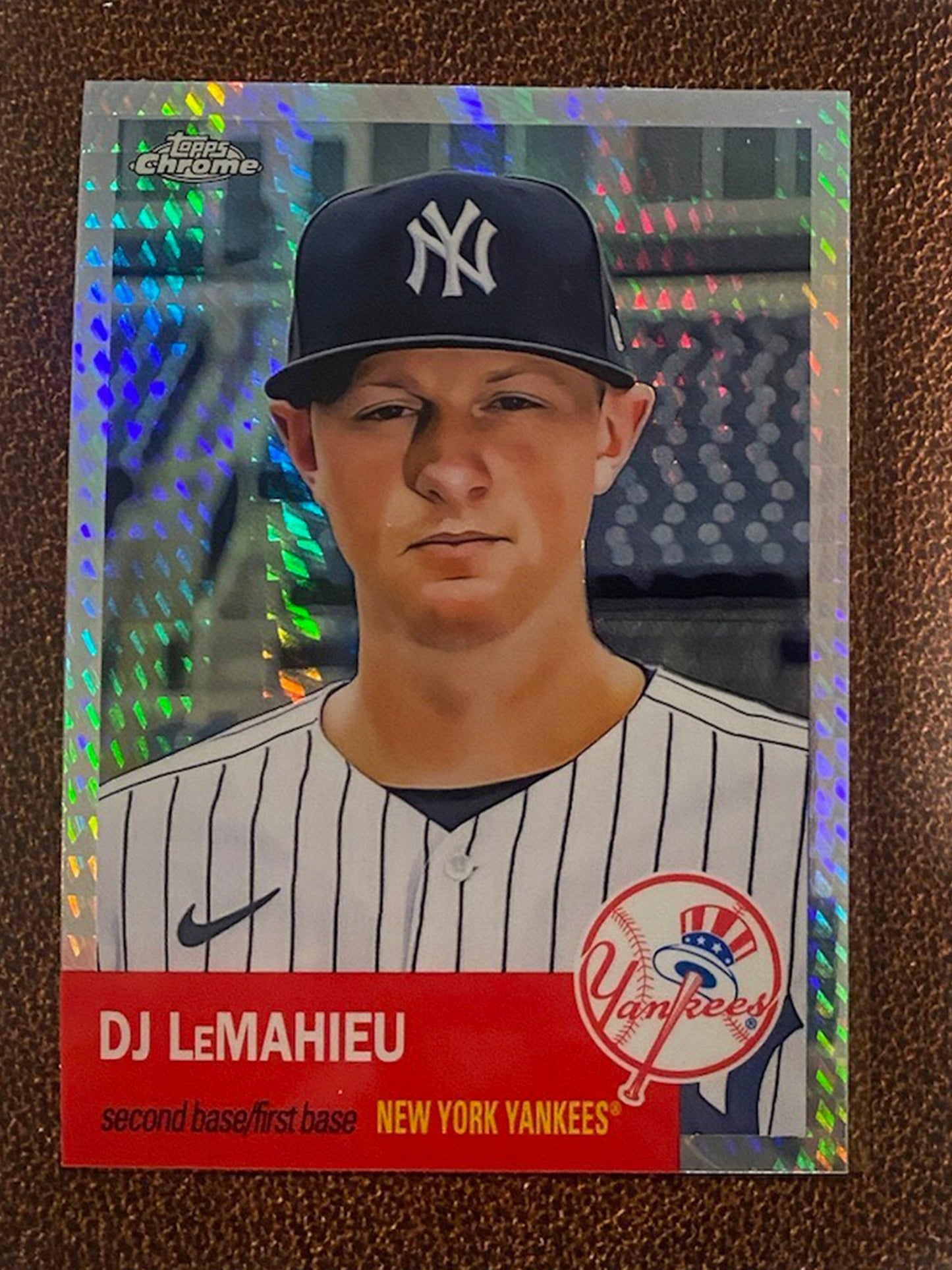 DJ LeMahieu - 2022 Topps Chrome Platinum Anniversary - Prism Refractor - Yankees