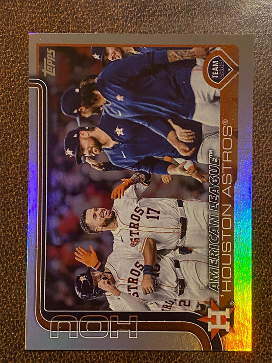 Houston Astros - 2025 Topps Series 1 - Rainbow Foil - Astros