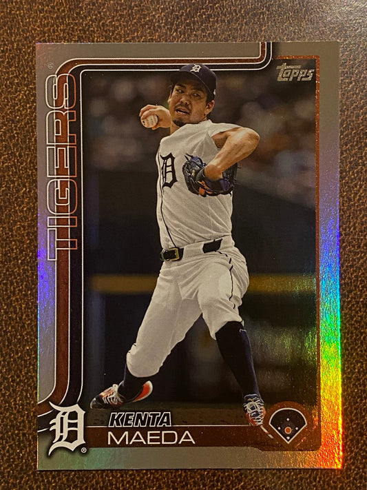 Kenta Maeda - 2025 Topps Series 1 - Rainbow Foil - Tigers