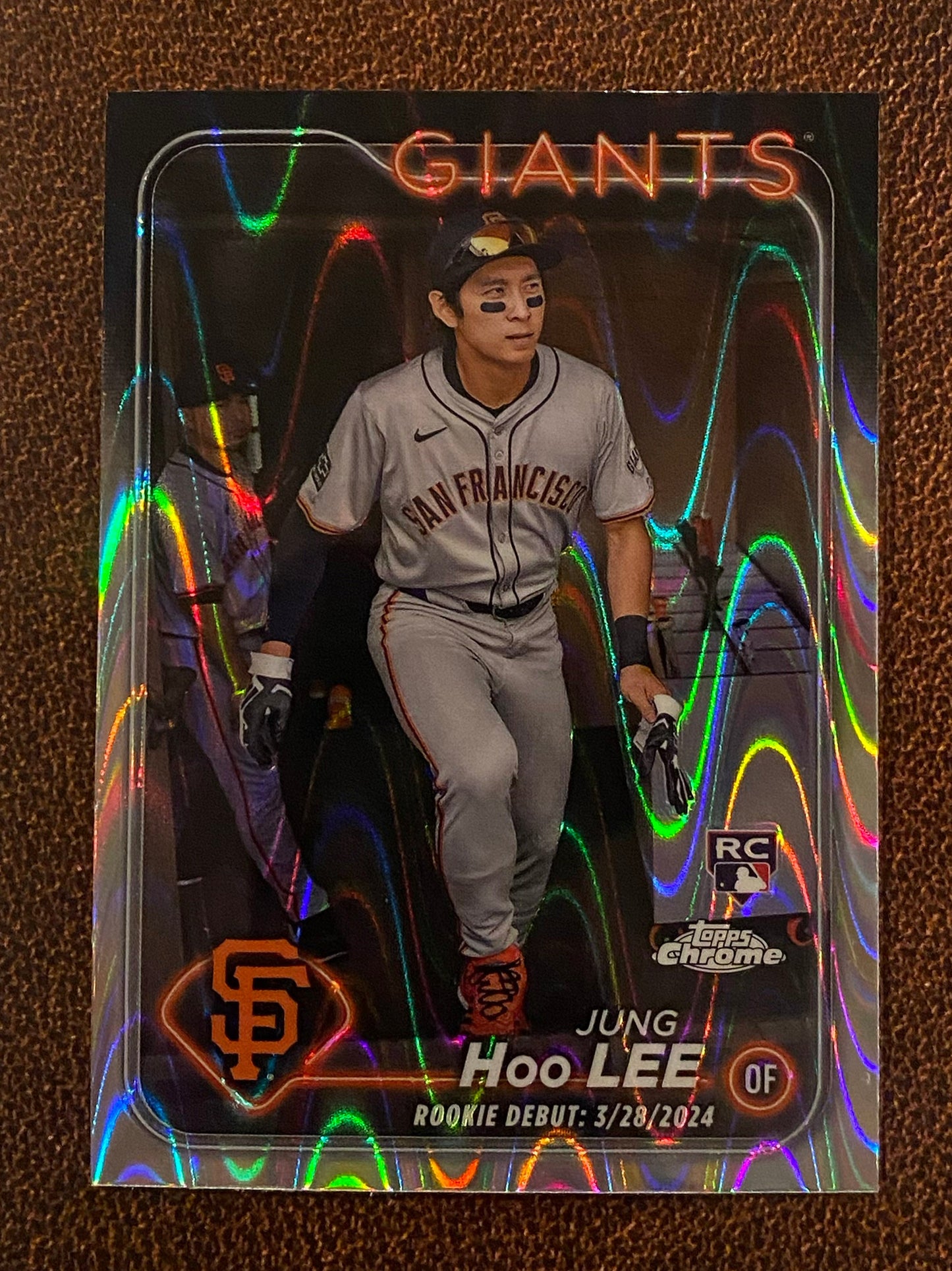 Jung Hoo Lee - 2024 Topps Chrome Update - Raywave Refractor (Rookie Debut) - Giants