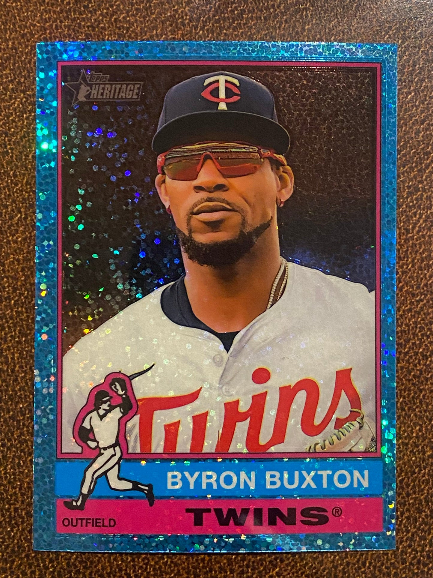 Byron Buxton - 2025 Topps Heritage - Blue Sparkle - Twins