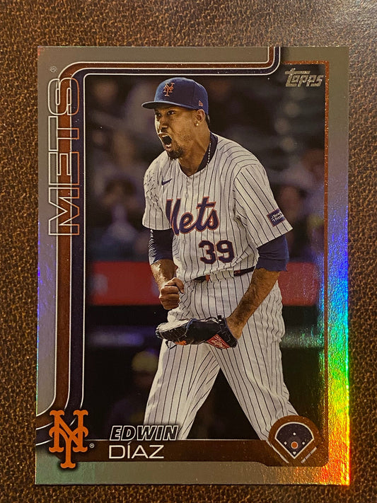 Edwin Diaz - 2025 Topps Series 1 - Rainbow Foil - Mets