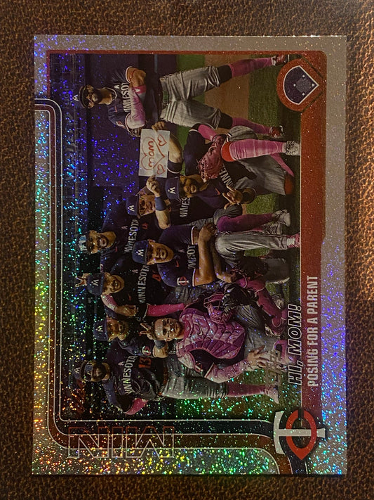 Minnesota Twins - 2025 Topps Series 2 - Sandglitter - Twins