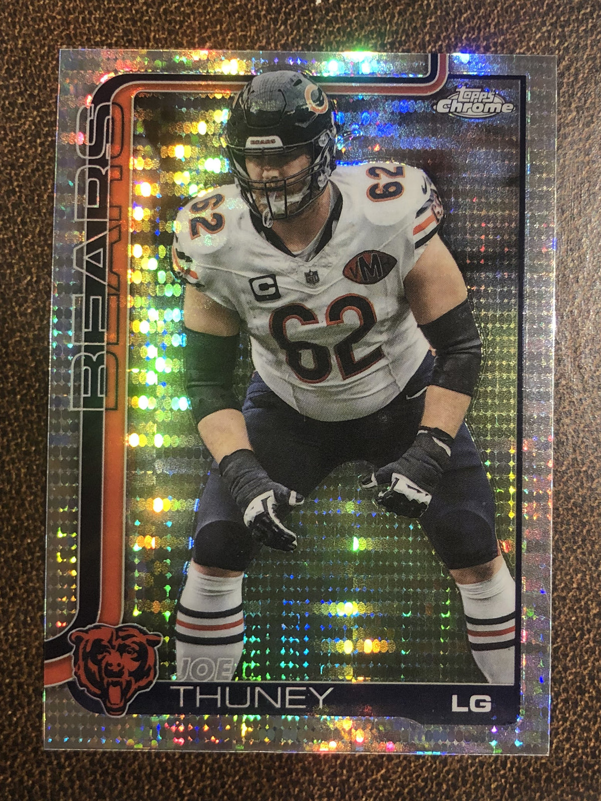 Joe Thuney - 2025 Topps Chrome - Prizm Refractor - Bears