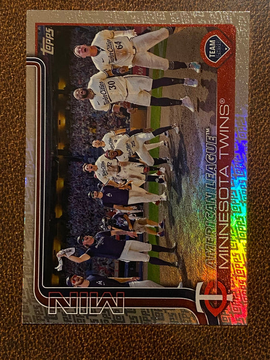 Minnesota Twins - 2025 Topps Series 2 - Fanatics Exclusive Topps Foil Border (AL) - Twins