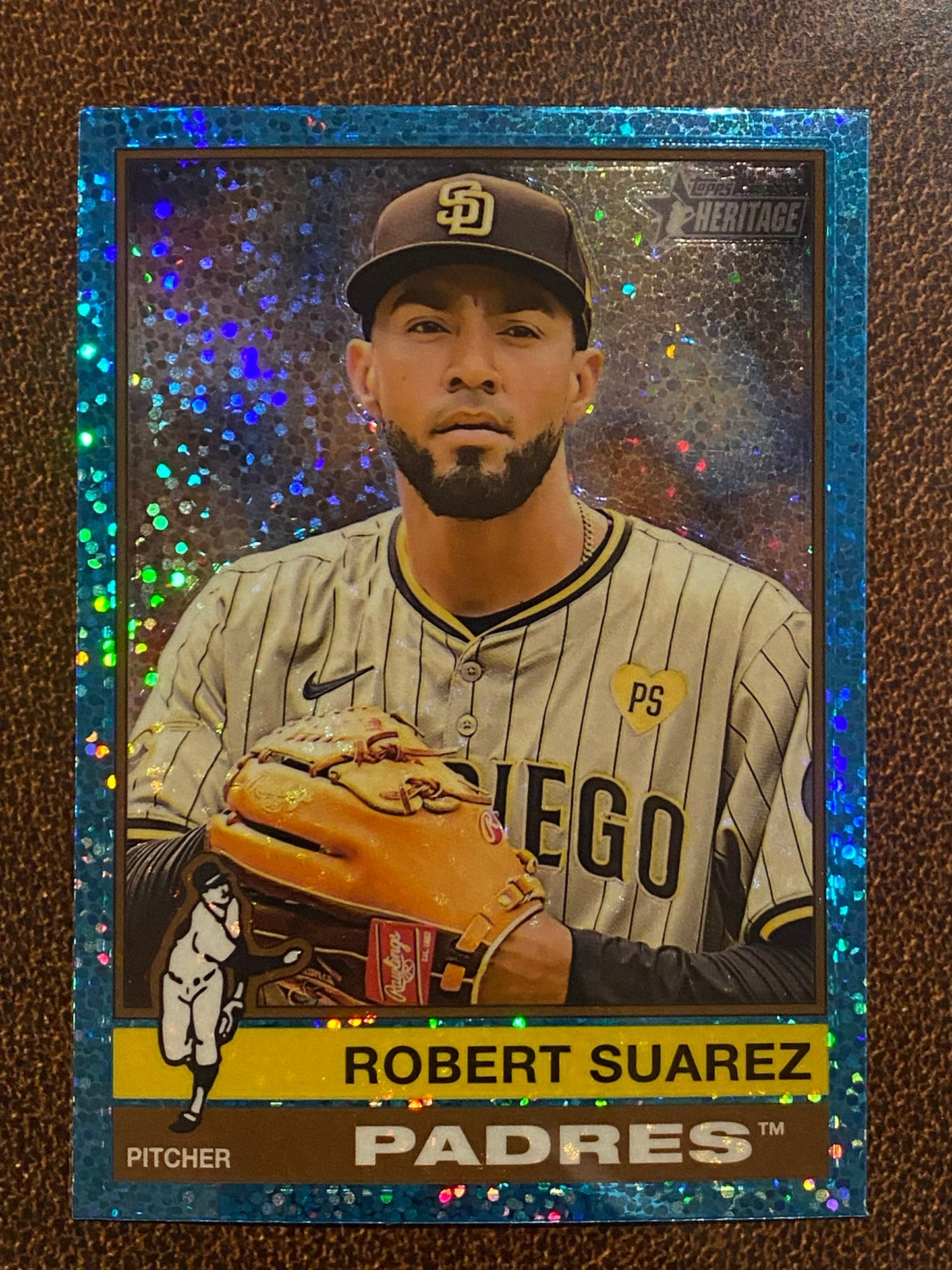 Robert Suarez - 2025 Topps Heritage - Blue Sparkle - Padres