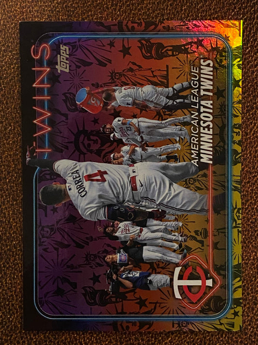 Minnesota Twins - 2024 Topps Series 2 - Statue of Liberty Parallel - Twins