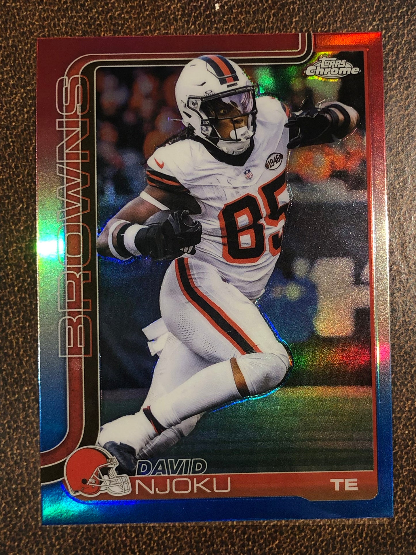 David Njoku - 2025 Topps Chrome - Red, White and Blue Refractor - Browns