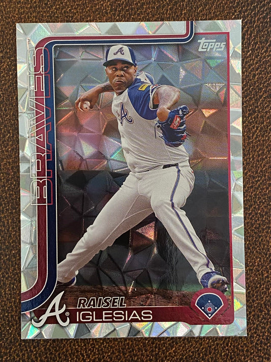 Raisel Iglesias - 2025 Topps Series 1 - Diamante - Braves